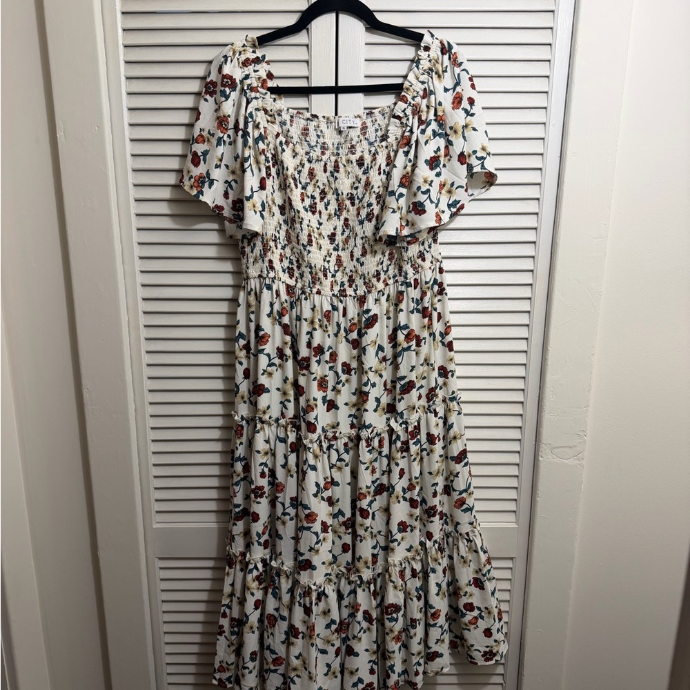 Ivy City Co White Floral Maxi Dress